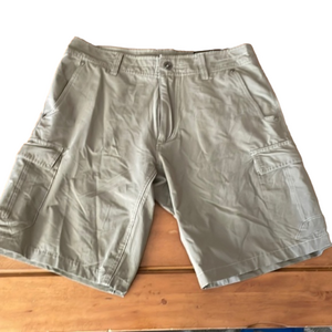 Kuhl Nylon Cargo Shorts Size 32
